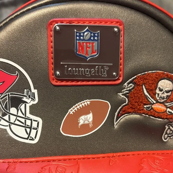 NWOT Loungefly Red and Brown Buccaneers Backpack - Picture 9 of 11